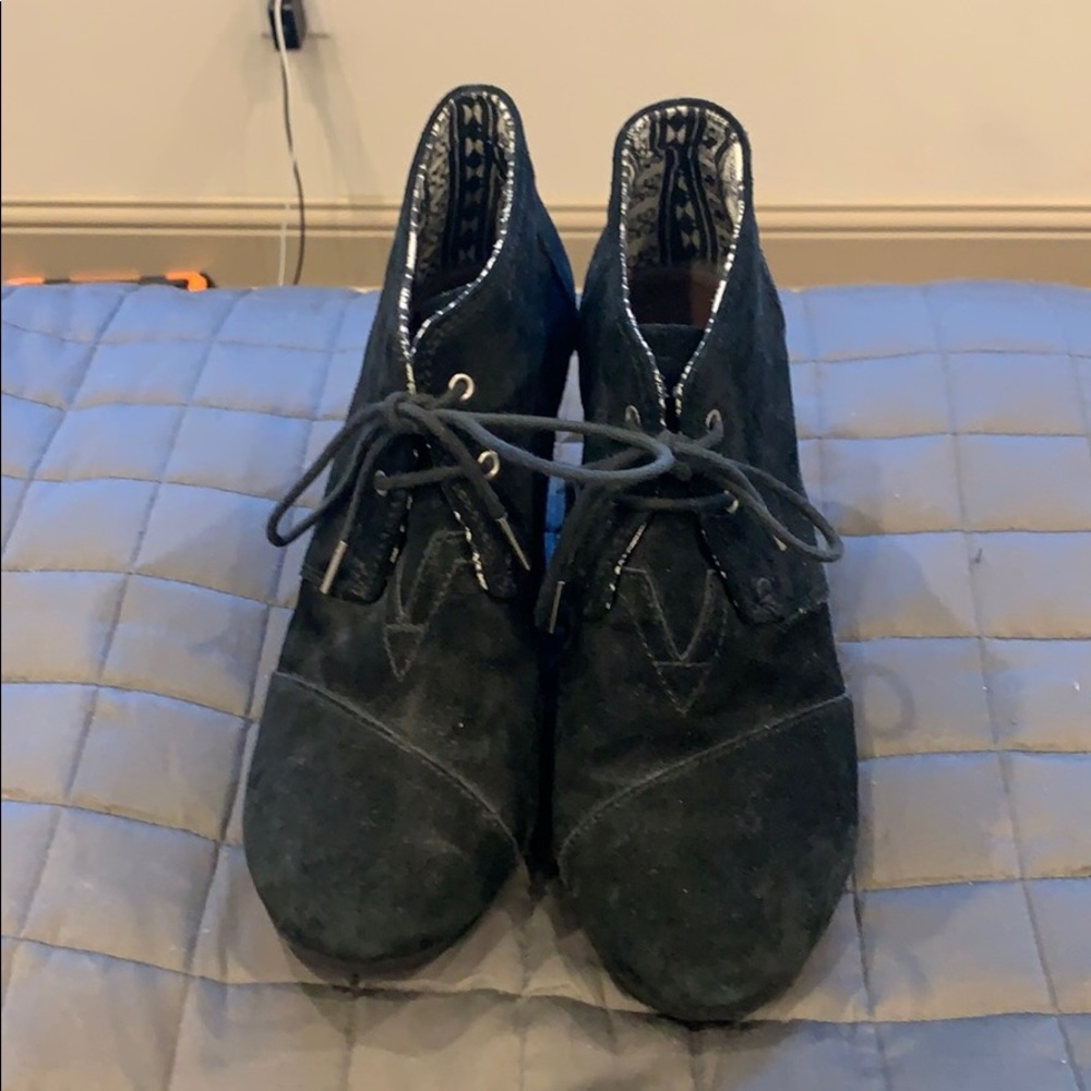 Black Tom wedge